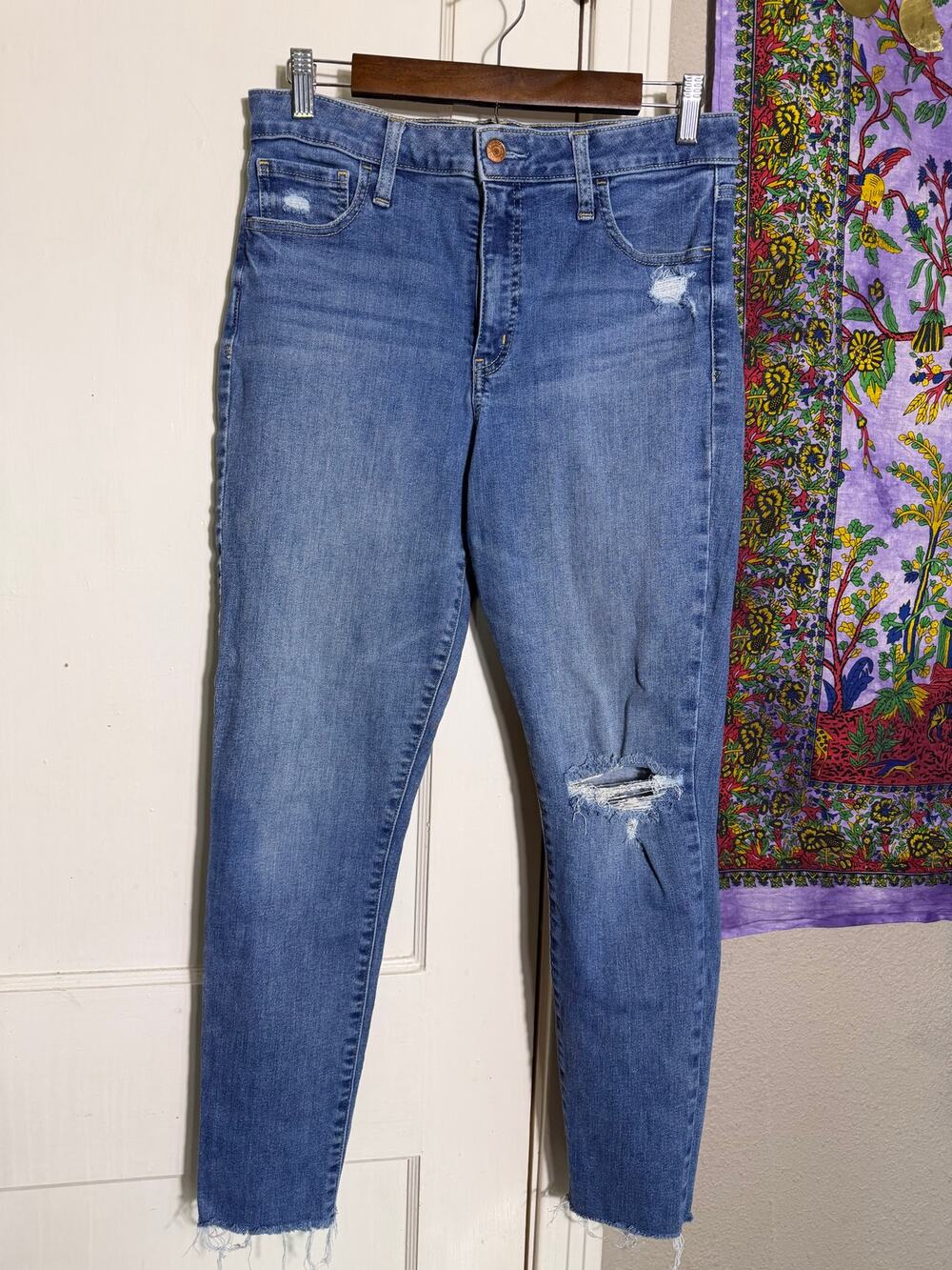 Gap High Rise Universal Jegging Jeans Distressed Raw Hem Stretch Women's 32/14R